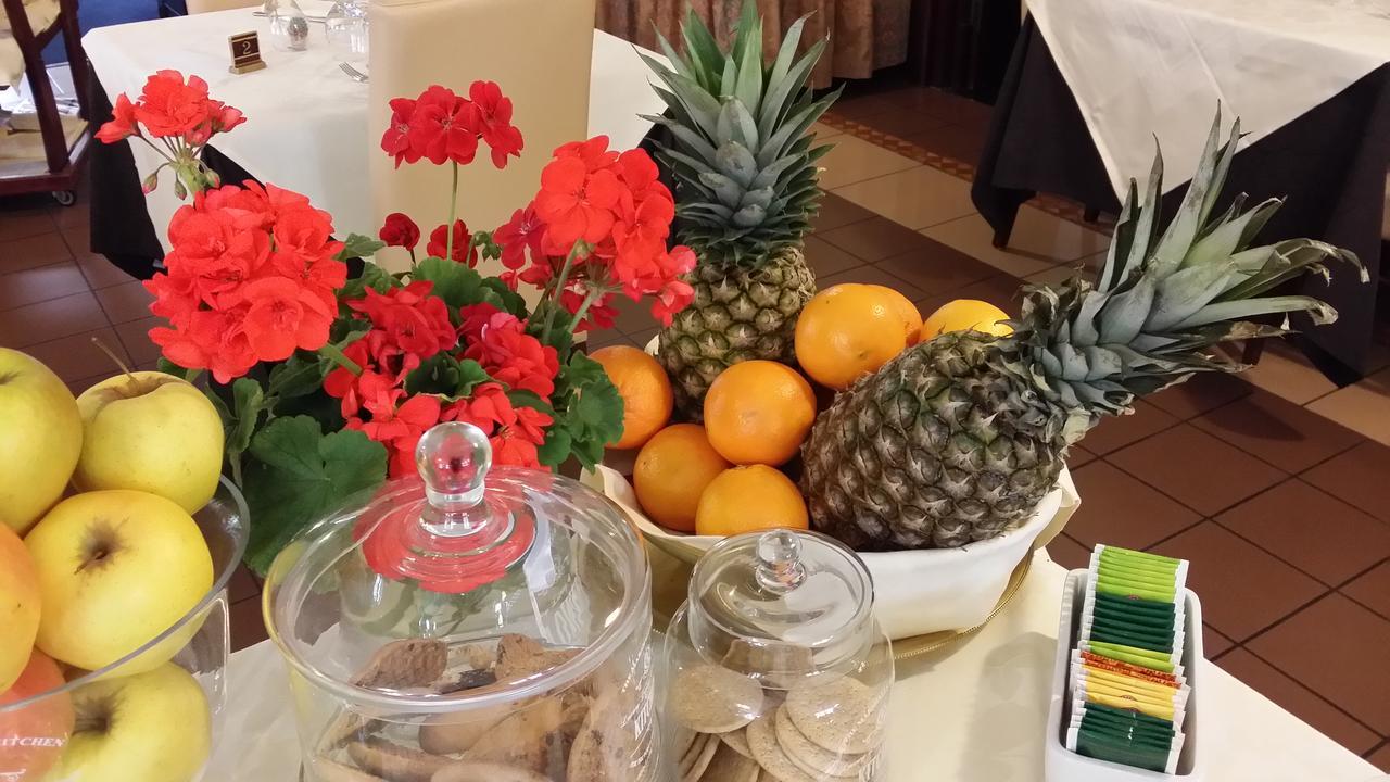 Albergo Sapori تول المظهر الخارجي الصورة