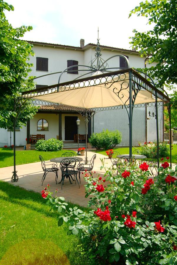 Albergo Sapori تول المظهر الخارجي الصورة