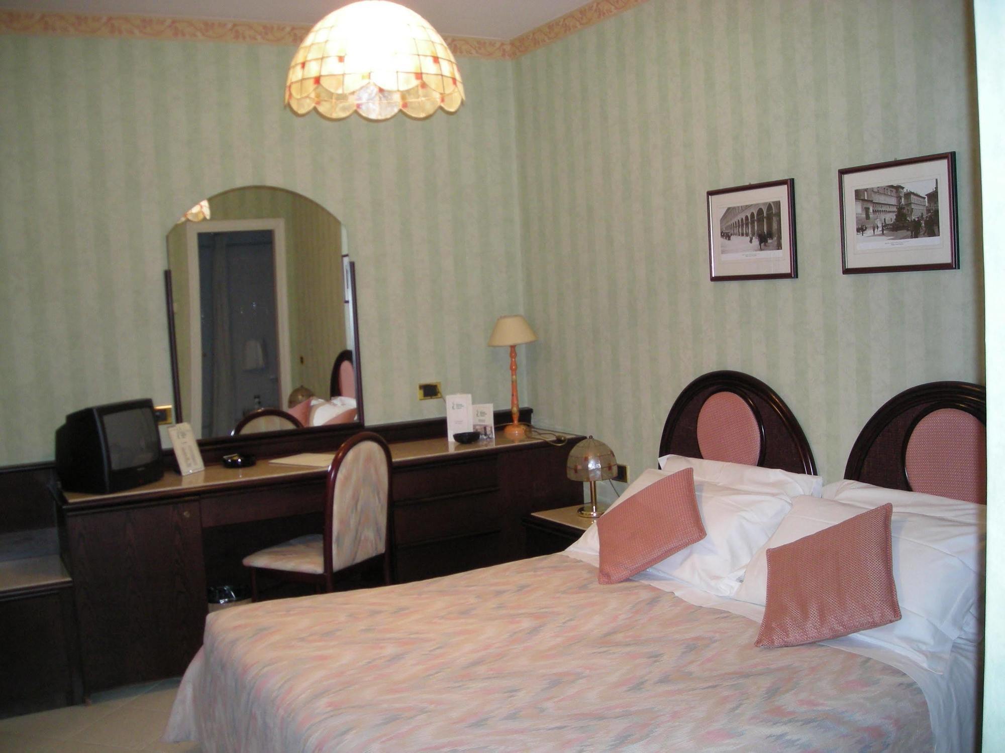 Albergo Sapori تول المظهر الخارجي الصورة